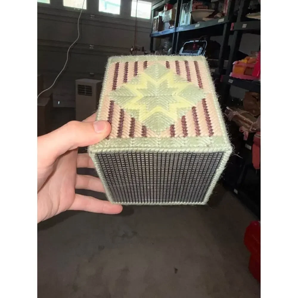 Handmade Plastic Canvas Star Pattern Holder